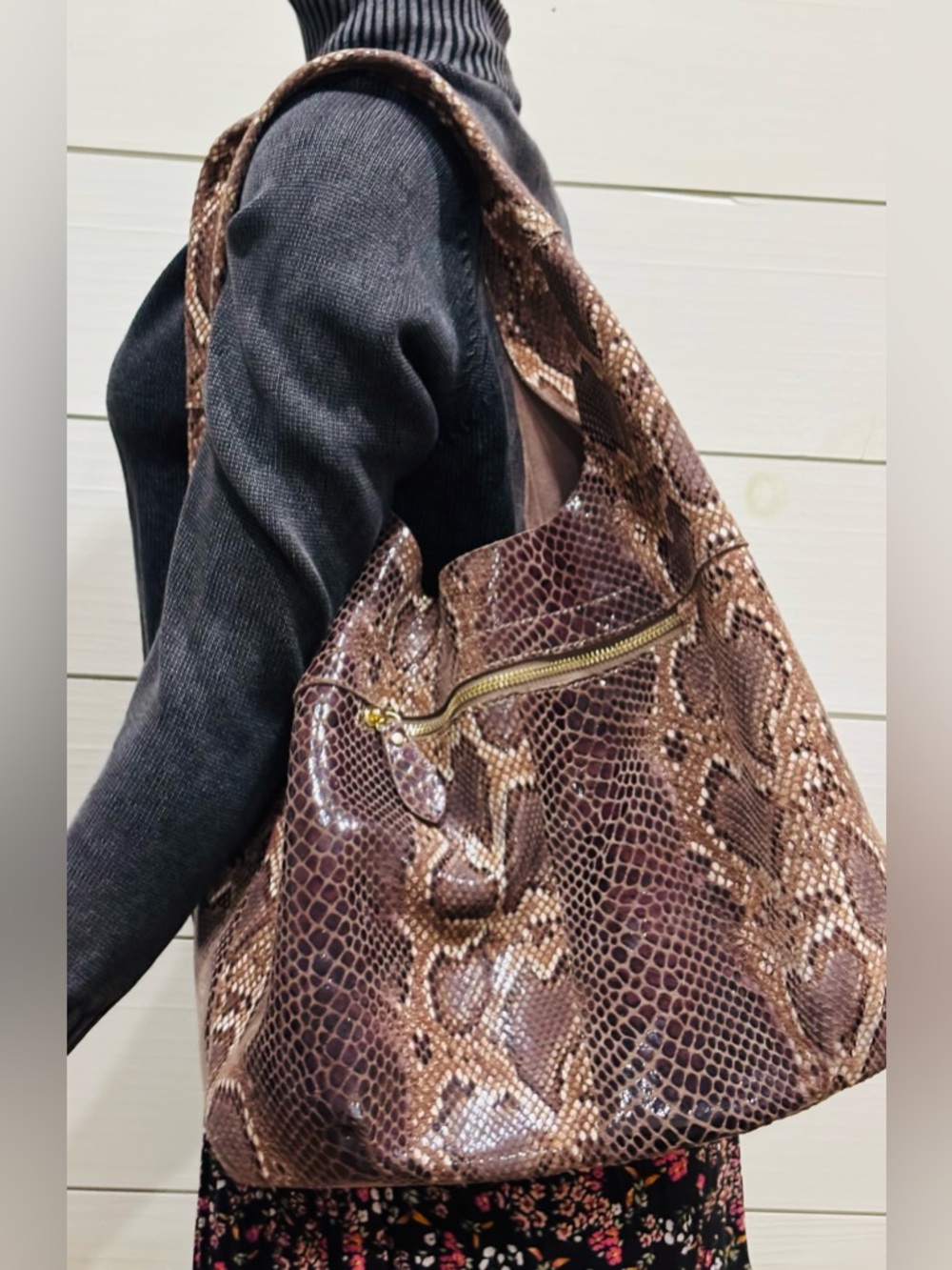 Neutral  Snake-Embossed Shoulder Bag